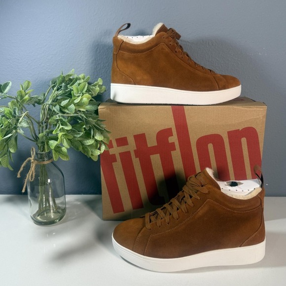 Fit Flop woman's Brown High-Top Sneakers - Picture 4 of 6